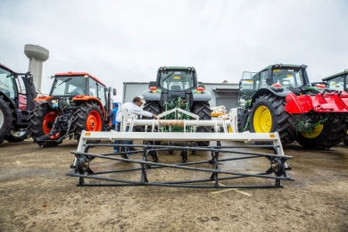 Agricultural Machinery Sharing Program for Lowering Production Cost and Carbon Emissions (In Chinese)