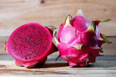Uncovering potentially therapeutic phytochemicals, In silico analysis, and biological assessment of South-Chinese red dragon fruit (<span style="font-style:italic;">Hylocereus polyrhizus</span>)