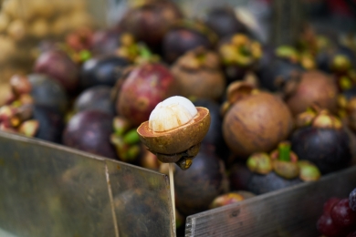 Thai mangosteen sells for 50% price of local varieties