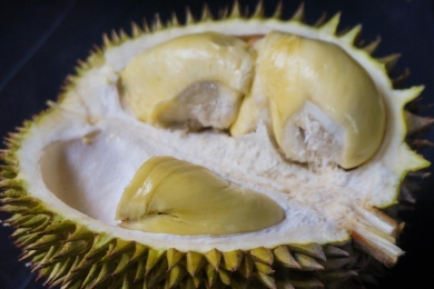 China customs releases authorized exporter list for fresh Malaysian durians