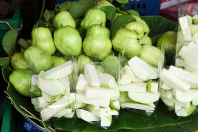 Kaohsiung promotes fruit exports to Canada