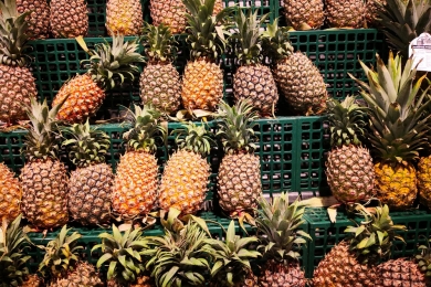 4,000 containers pineapples target