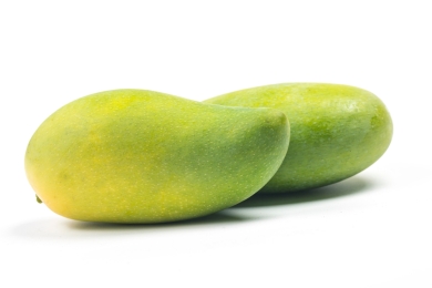 Season's first mangoes arrive at local markets